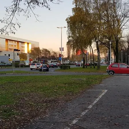 Gostinjska kuća M-blok